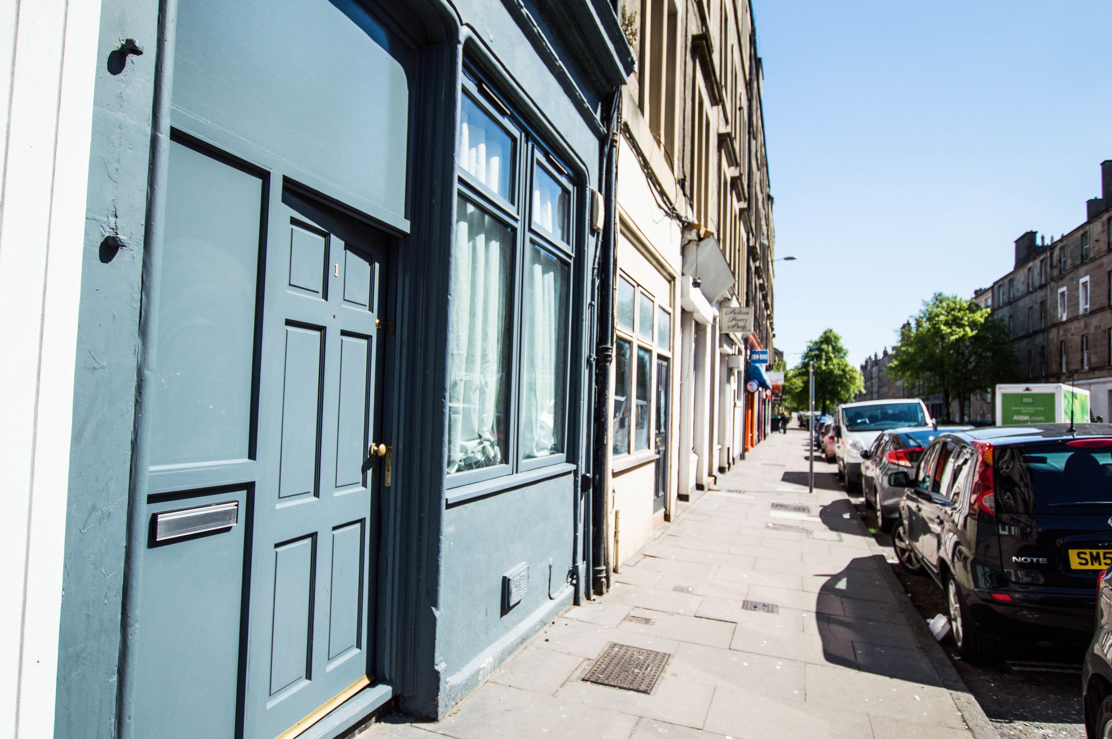 Montgomery Apartments - Crighton, Edinburgh